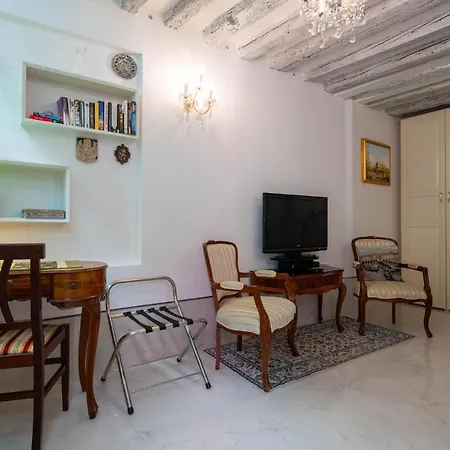 公寓 Loving In Venice, 5 Stars *