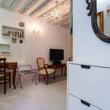 Appartement Loving In Venice, 5 Stars *